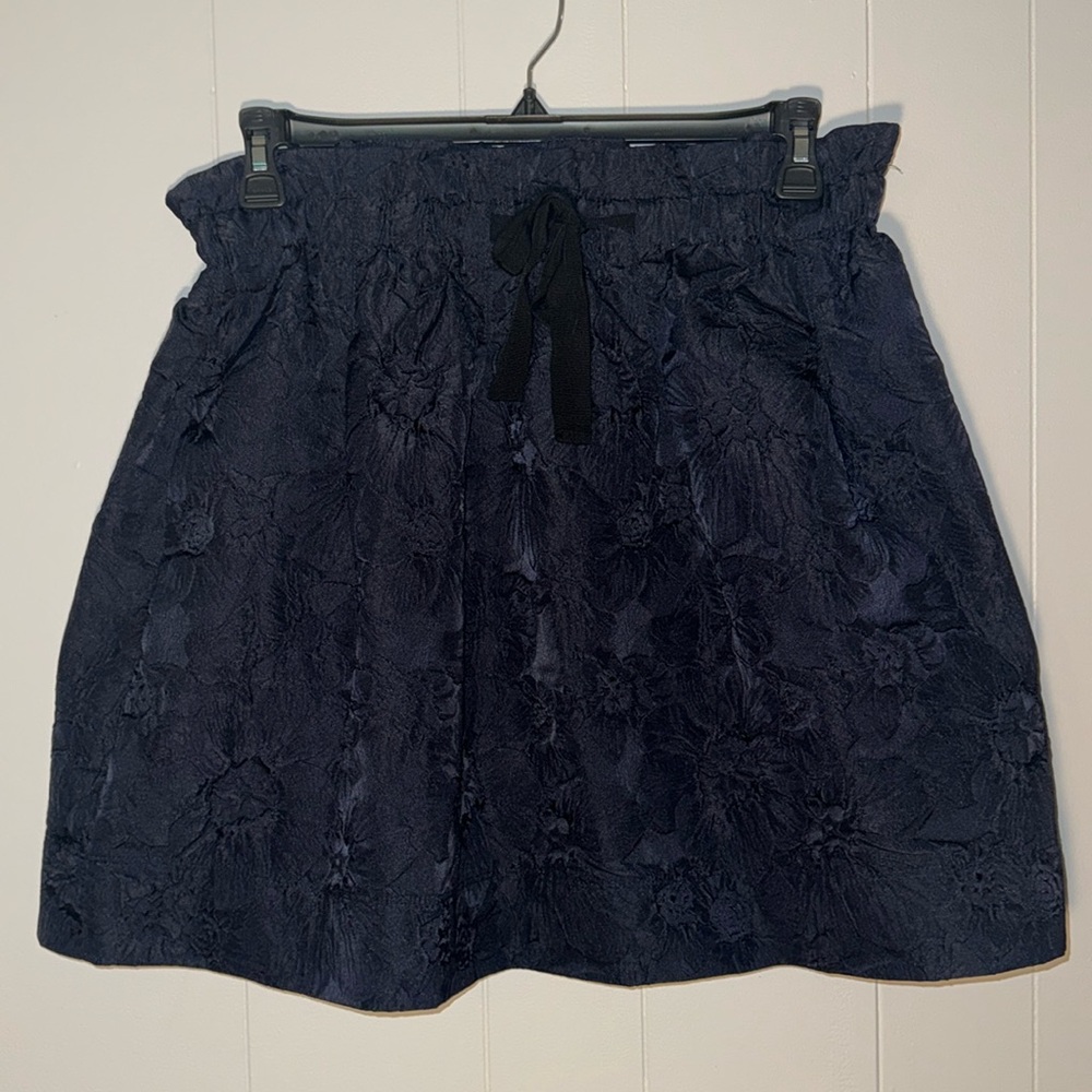 Navy floral polyester skirt